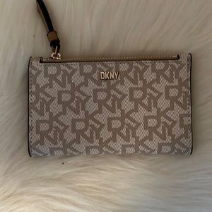 DKNY small wallet